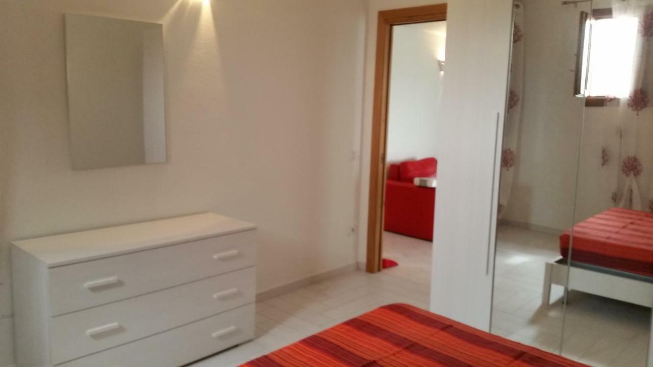 Casa Carla Villa Budoni Buitenkant foto